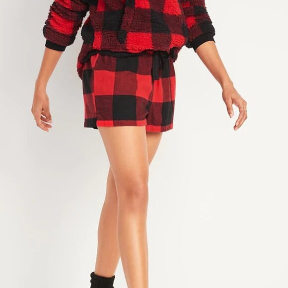 NWT Old Navy Flannel Boxer Pajama Sleep Shorts Red Buffalo Plaid Women L XL - Picture 2 of 4